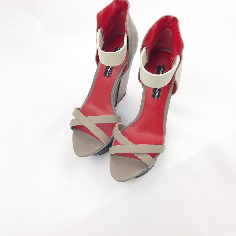 Charles Jourdan Wedges